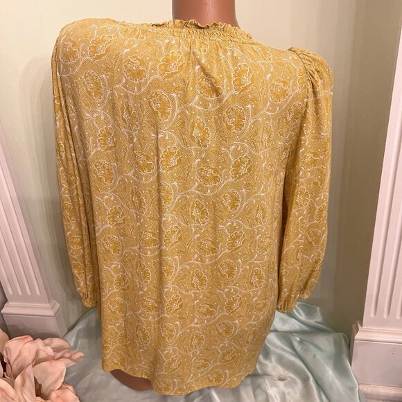 Cato Est. 1946. Sz M. Rayon Yellow Pullover. Elastic Neck Wrist. Ruffle. B103 - Picture 2 of 3